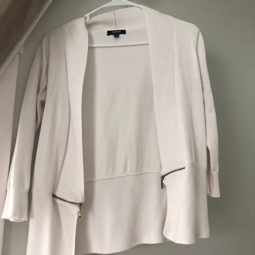 Premise Studio Zipper Detailed White Cardigan